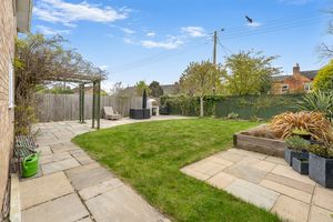 Photo 21- click for photo gallery